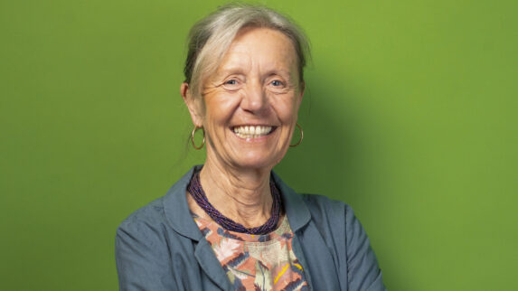 Portraitfoto von Angelika Meirhofer